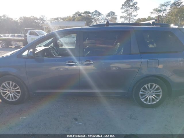 5TDYK3DC8FS657962 Toyota Sienna Xle/limited