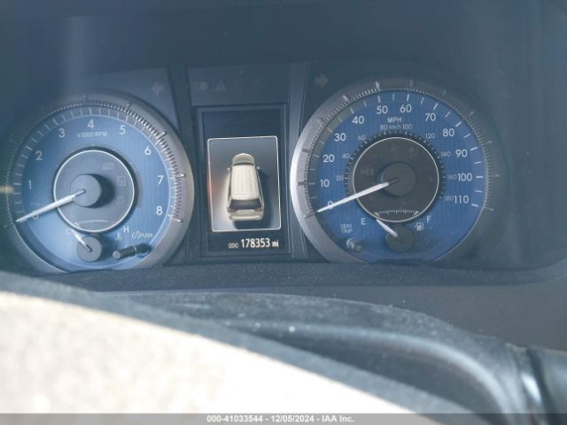 5TDYK3DC8FS657962 Toyota Sienna Xle/limited