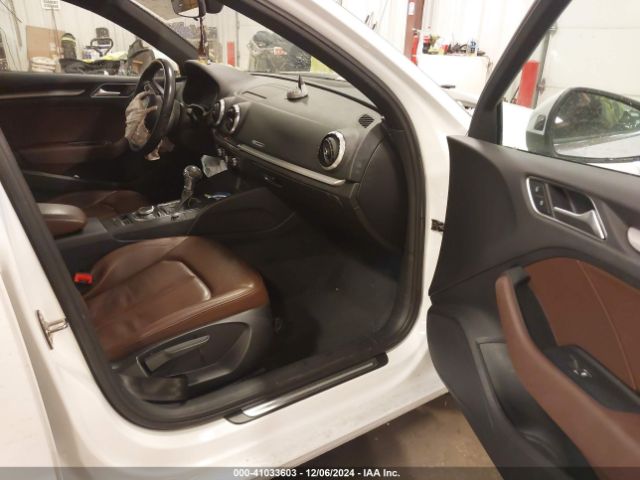 WAUAUGFF8K1015742 Audi A3 40 Premium/40 Titanium Premium