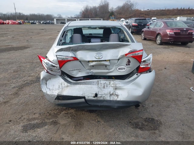 Toyota COROLLA LE 2015 5YFBURHE3FP314547 Image 16