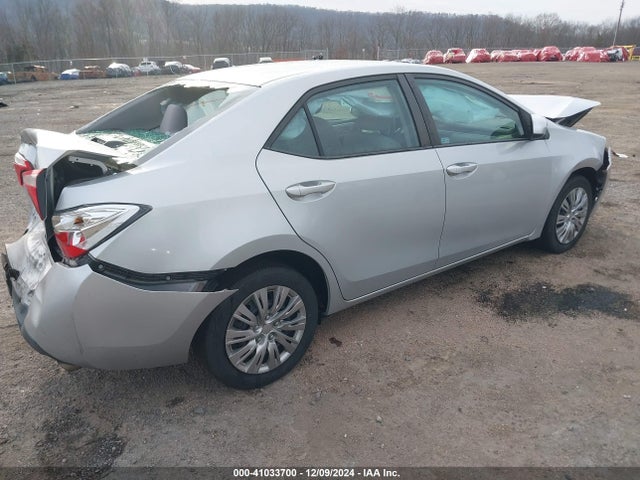 Toyota COROLLA LE 2015 5YFBURHE3FP314547 Image 4