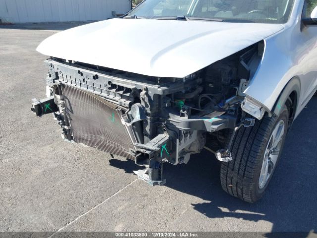 KNDCB3LC0J5207491 KIA NIRO LX