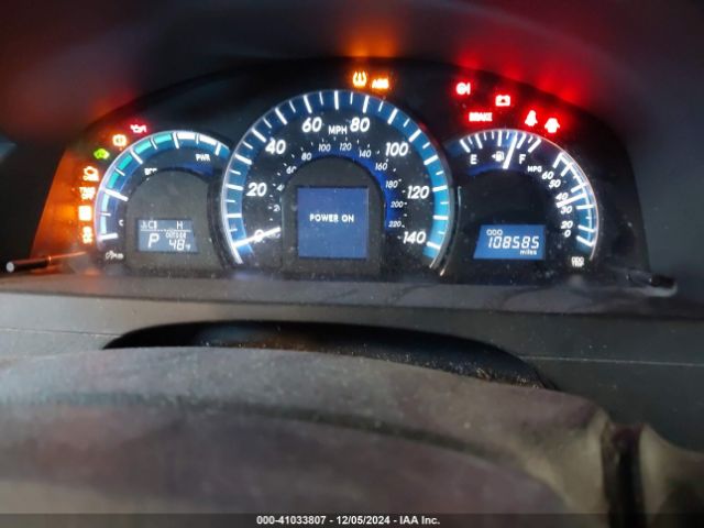 4T1BD1FK1EU102463 Toyota Camry Hybrid Le