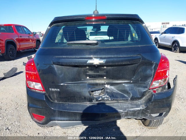 Chevrolet TRAX LS 2019 3GNCJKSB8KL352938 Image 16