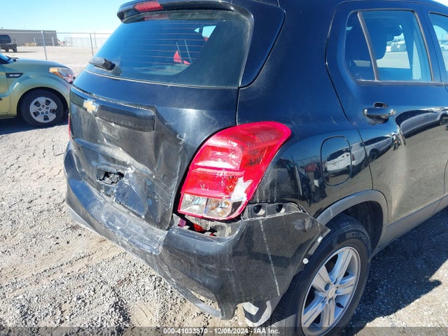 Chevrolet TRAX LS 2019 3GNCJKSB8KL352938 Image 6