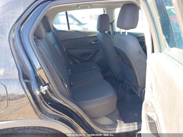 Chevrolet TRAX LS 2019 3GNCJKSB8KL352938 Image 8