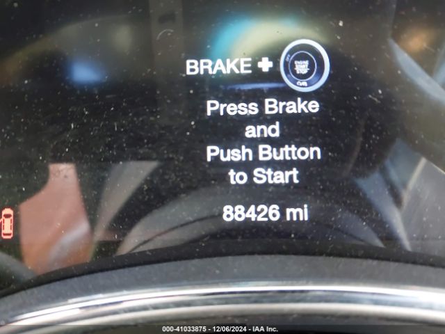 1C4RJFAG3JC166337 Jeep Grand Cherokee Laredo E 4x4