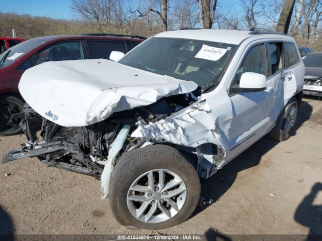 1C4RJFAG3JC166337 Jeep Grand Cherokee Laredo E 4x4