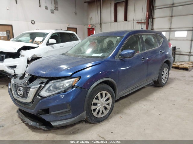 Nissan ROGUE S 2017 KNMAT2MT6HP550821 Image 2