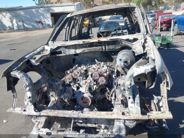 5LMJJ2HT4FEJ15362 Lincoln Navigator