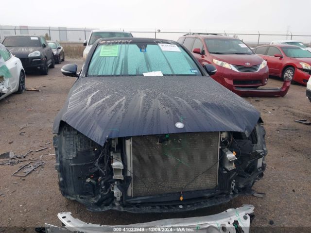 55SWF4JB8HU222068 Mercedes-Benz C 300 Luxury/sport