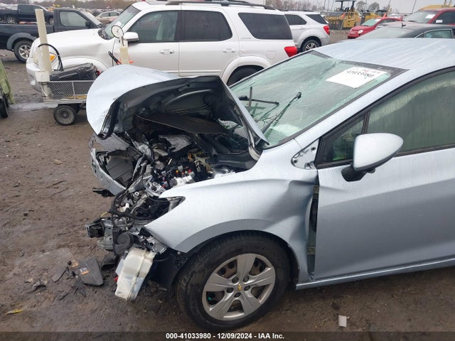 1G1BC5SMXJ7197516 Chevrolet Cruze Ls Auto
