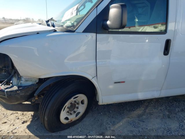 1GCWGAF19H1319673 Chevrolet Express 2500 Work Van