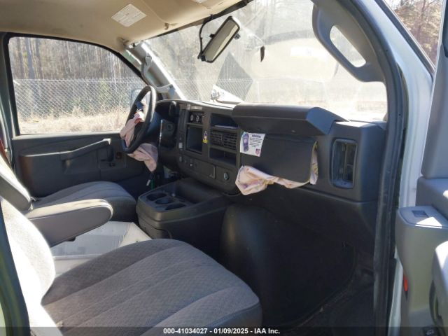 1GCWGAF19H1319673 Chevrolet Express 2500 Work Van