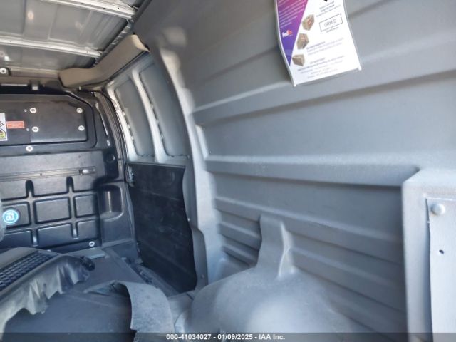 1GCWGAF19H1319673 Chevrolet Express 2500 Work Van