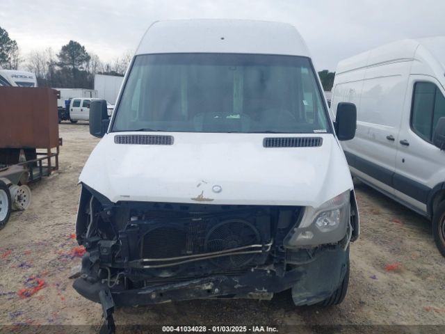 WD3PE8DE4E5896263 Mercedes-Benz Sprinter 2500 High Roof