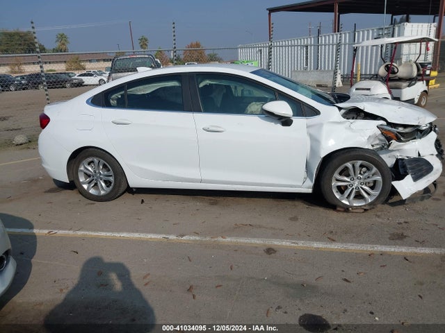 Chevrolet CRUZE LT 2019 1G1BE5SM0K7144044 Image 13