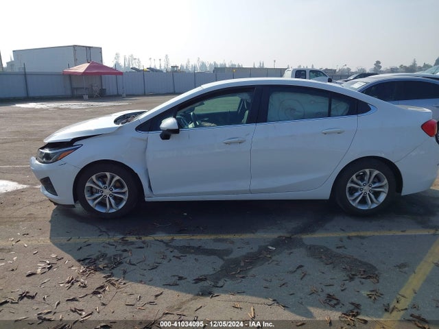 Chevrolet CRUZE LT 2019 1G1BE5SM0K7144044 Image 14