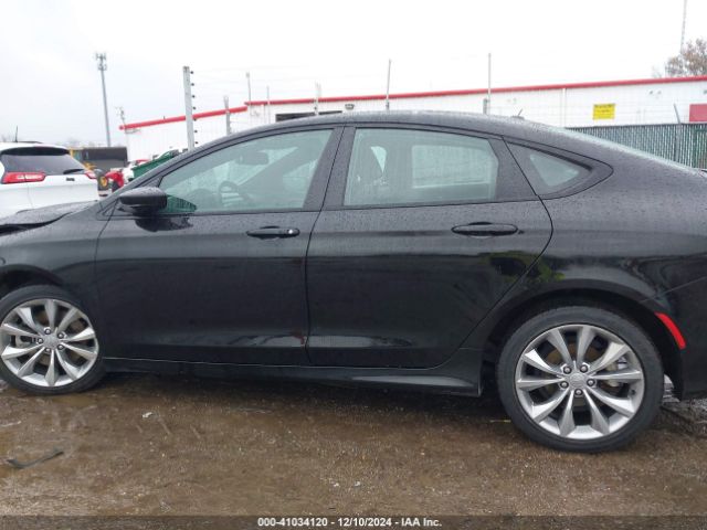 1C3CCCBG4GN118070 Chrysler 200 S