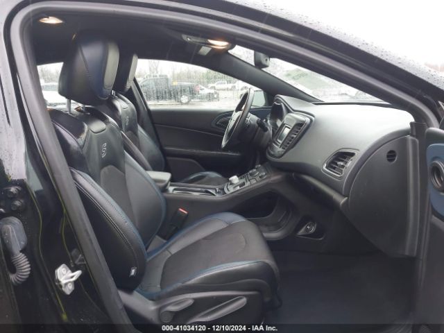 1C3CCCBG4GN118070 Chrysler 200 S