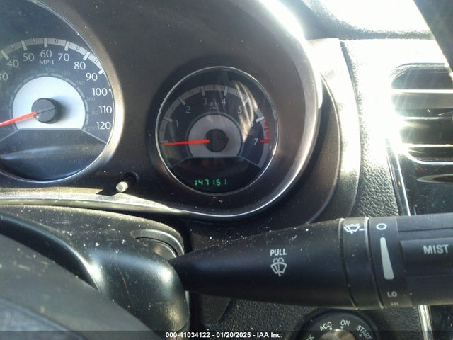 Chrysler 200 LX 2014 1C3CCBAB0EN124865 Image 15