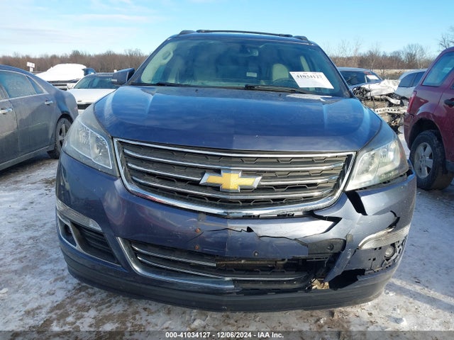 1GNKVHKD8EJ180457 Chevrolet Traverse 2lt
