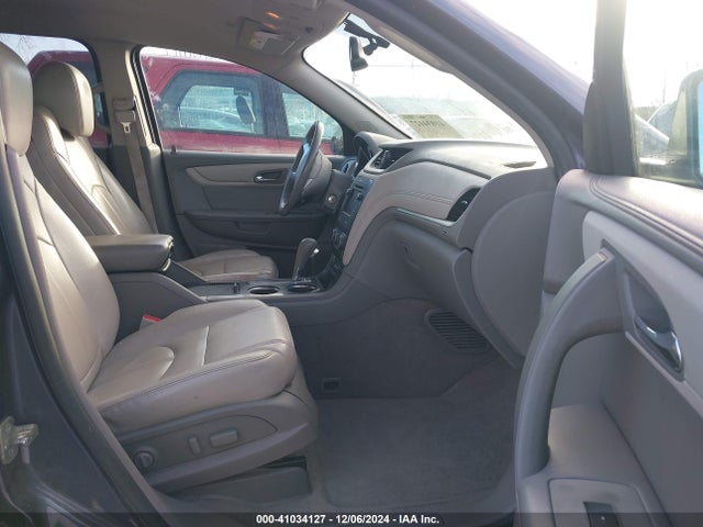 1GNKVHKD8EJ180457 Chevrolet Traverse 2lt