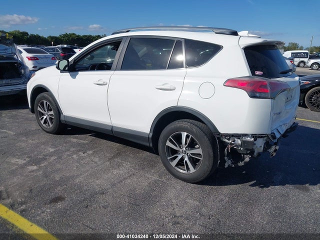 Toyota Rav4 Xle 2017 JTMWFREV4HJ717119 Image 3