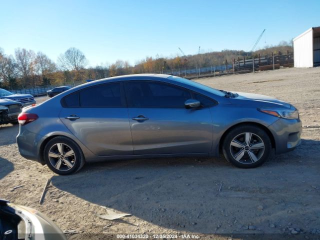 3KPFL4A73JE241385 KIA FORTE S