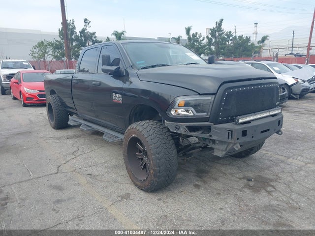 RAM 2500 Tradesman  4x2 8' Box 2017 3C6UR4HLXHG536675 Image 1