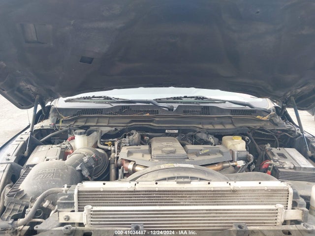 RAM 2500 Tradesman  4x2 8' Box 2017 3C6UR4HLXHG536675 Image 10