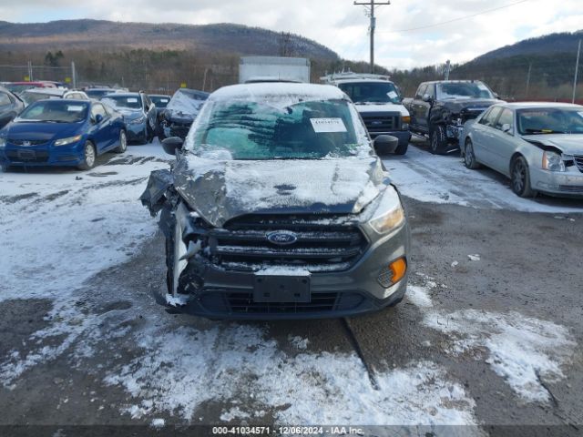 1FMCU0F70HUC01354 Ford ESCAPE S