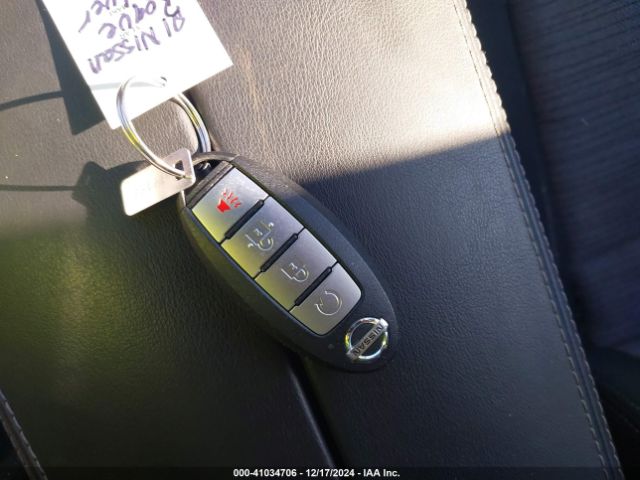 JN8AT3BB8MW226533 Nissan Rogue Sv Intelligent Awd