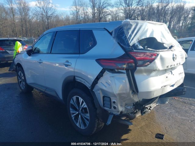JN8AT3BB8MW226533 Nissan Rogue Sv Intelligent Awd