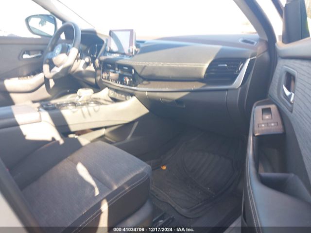 JN8AT3BB8MW226533 Nissan Rogue Sv Intelligent Awd