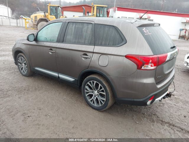 JA4AZ3A38GZ017519 Mitsubishi Outlander Se