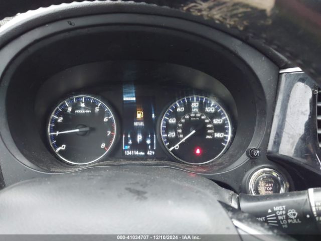 JA4AZ3A38GZ017519 Mitsubishi Outlander Se