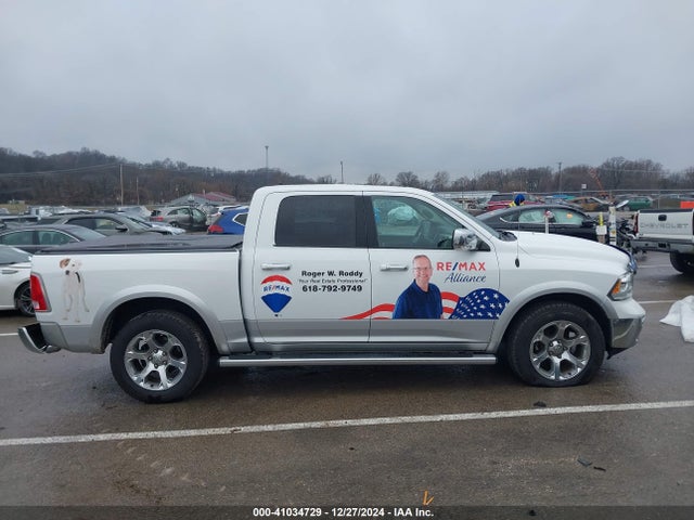 1C6RR7NT1JS146784 RAM 1500 Laramie  4x4 5'7 Box