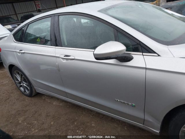 3FA6P0LU9HR234031 Ford Fusion Hybrid Se