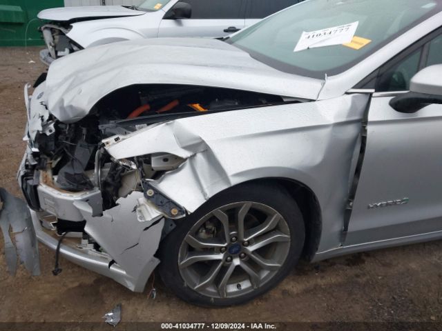3FA6P0LU9HR234031 Ford Fusion Hybrid Se