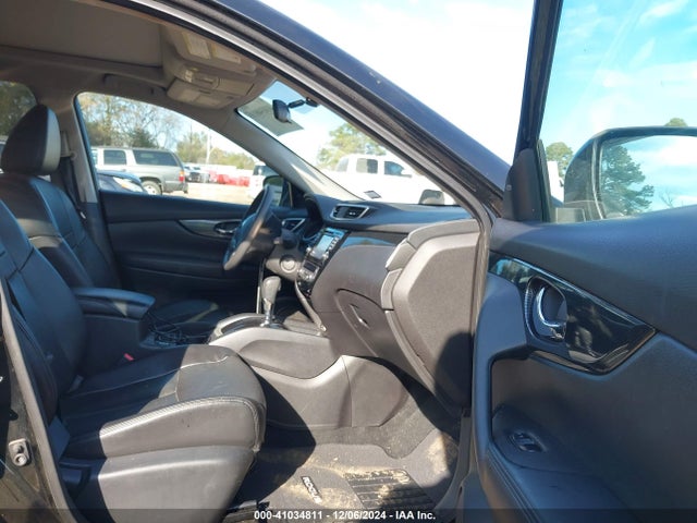 5N1AT2MT8GC758734 Nissan Rogue Sl