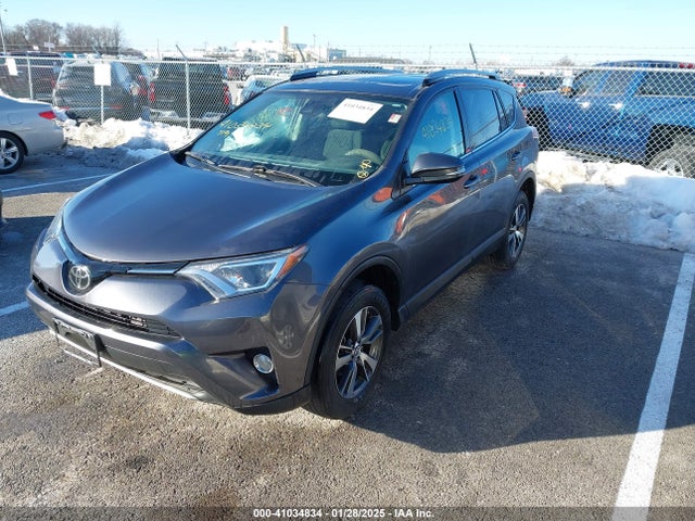 2T3WFREV7JW482237 Toyota Rav4 Adventure/xle