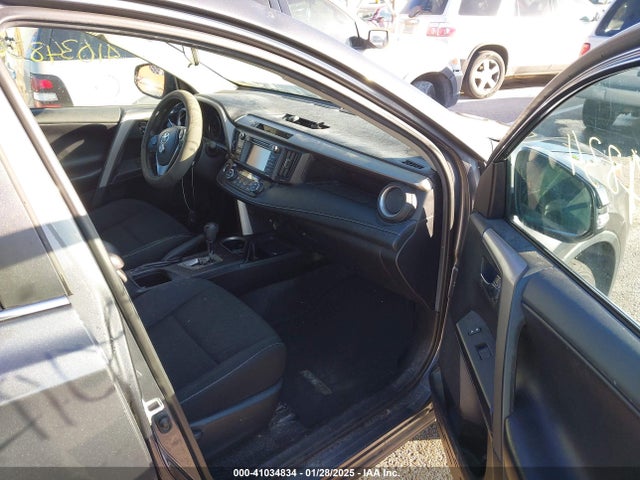 2T3WFREV7JW482237 Toyota Rav4 Adventure/xle