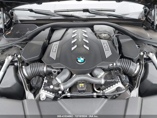BMW 750 I Xdrive 2022 WBA7U2C08NCH25832 Image 10