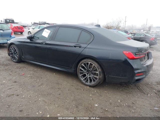 BMW 750 I Xdrive 2022 WBA7U2C08NCH25832 Image 3