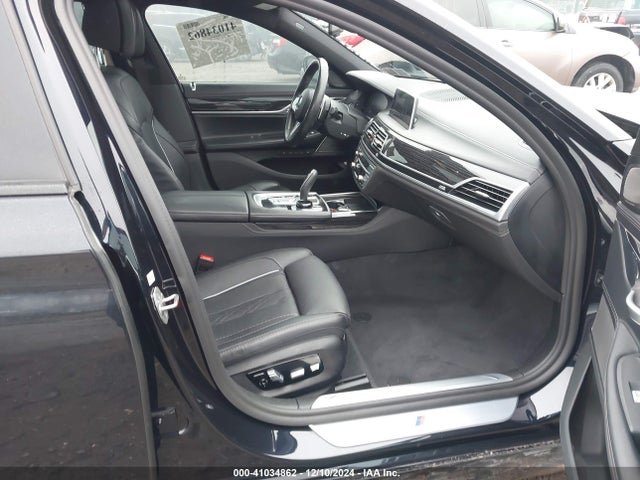 BMW 750 I Xdrive 2022 WBA7U2C08NCH25832 Image 5