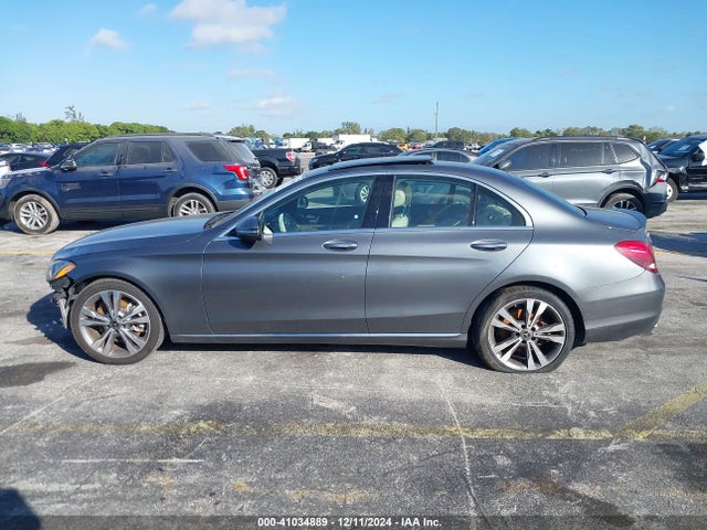 WDDWF4JB3JR366845 Mercedes-Benz C 300