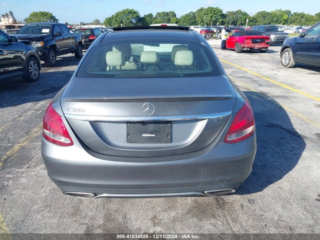 WDDWF4JB3JR366845 Mercedes-Benz C 300