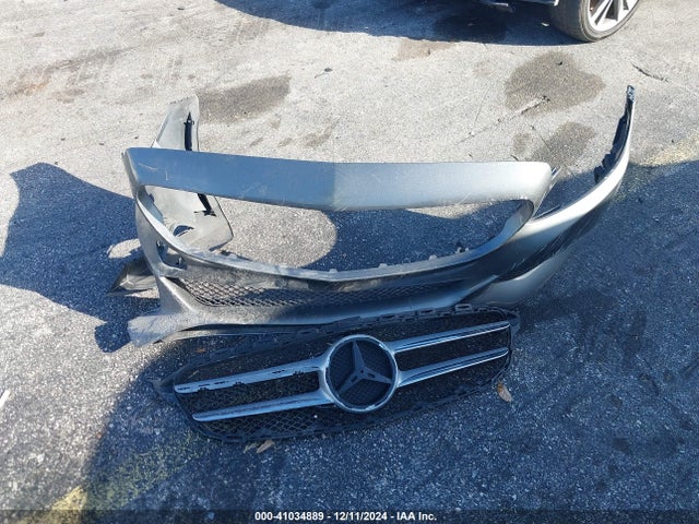 WDDWF4JB3JR366845 Mercedes-Benz C 300