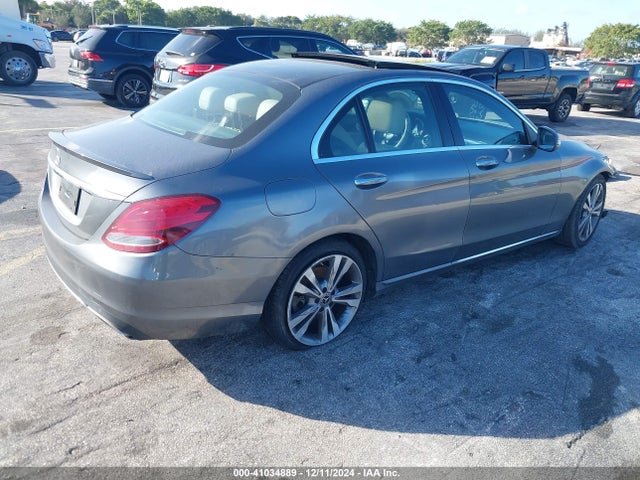 WDDWF4JB3JR366845 Mercedes-Benz C 300